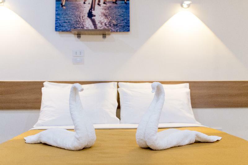 18 Suites Cebu Εξωτερικό φωτογραφία