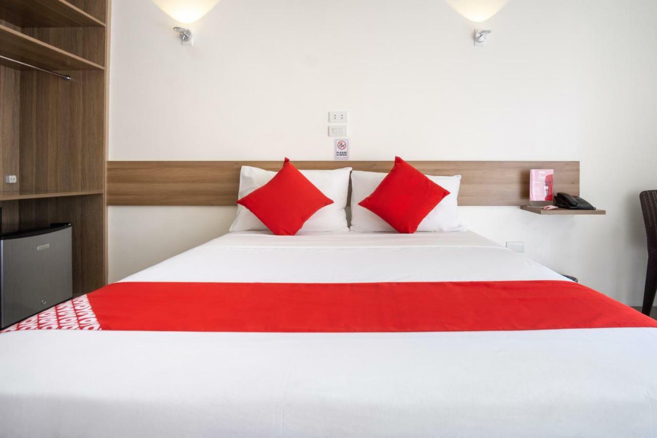 18 Suites Cebu Εξωτερικό φωτογραφία